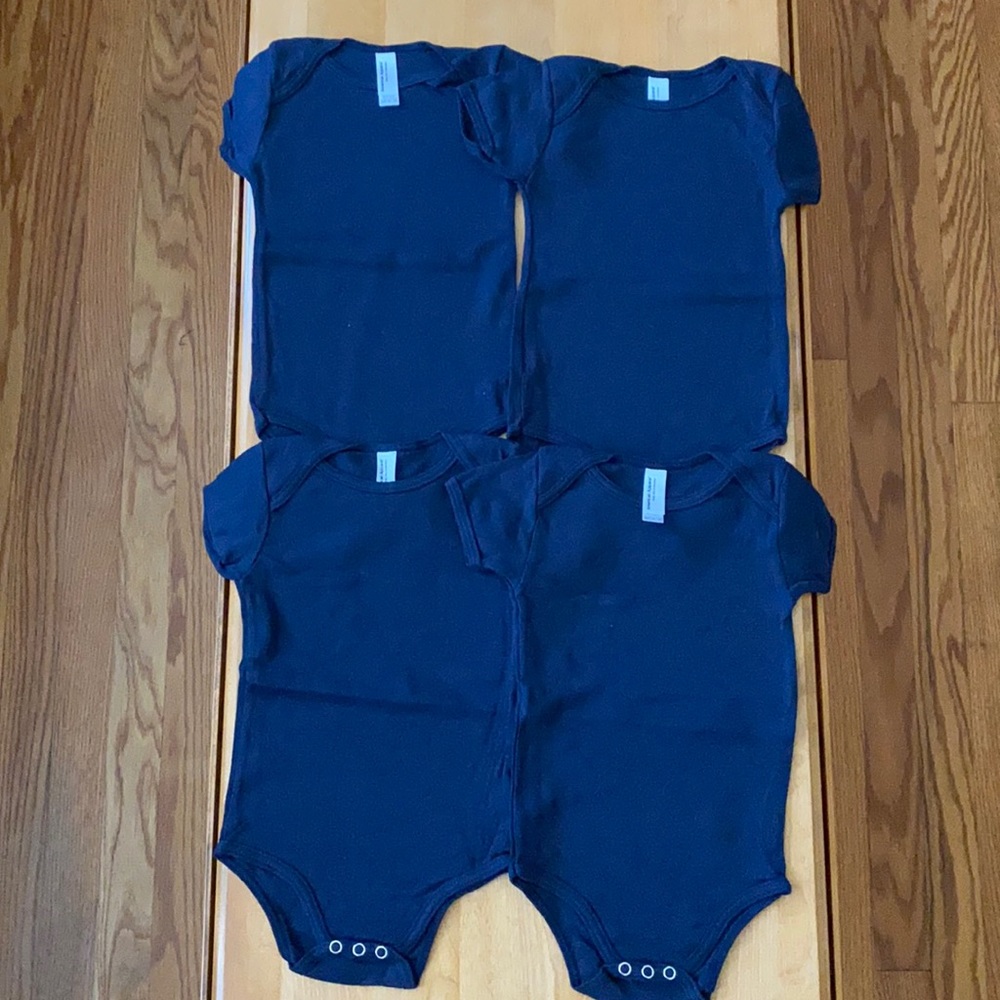 Set of 4 American Apparel Baby Rib Collection Navy T-shirts sz 6-12 months NWOT